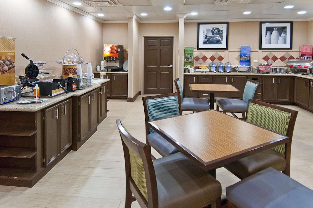 restaurant-cafeteria