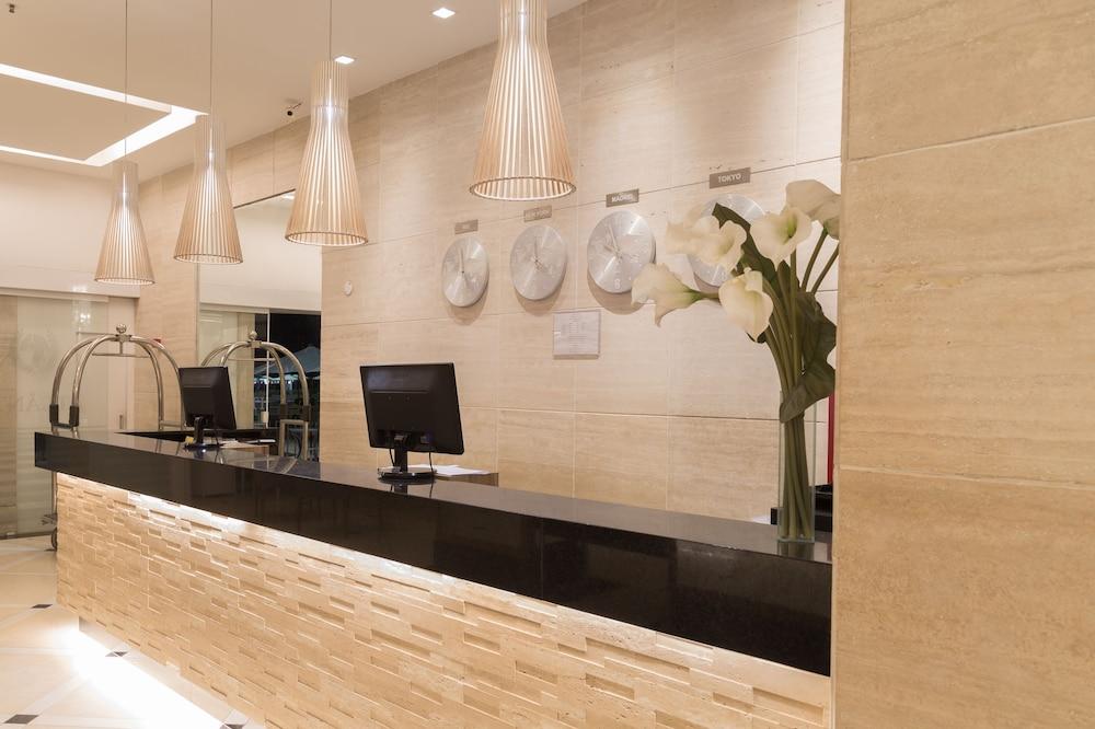 lobby