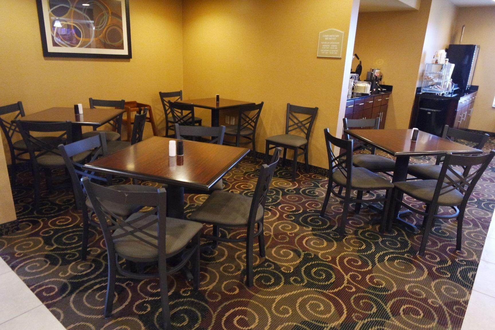 restaurant cafeteria