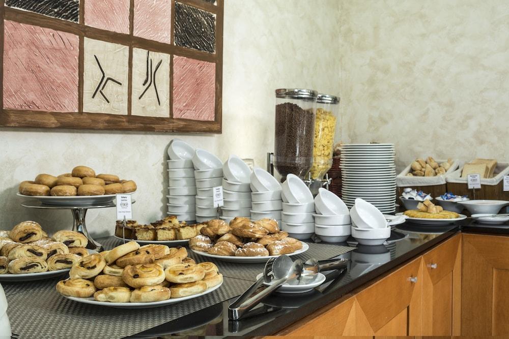 restaurant-cafeteria