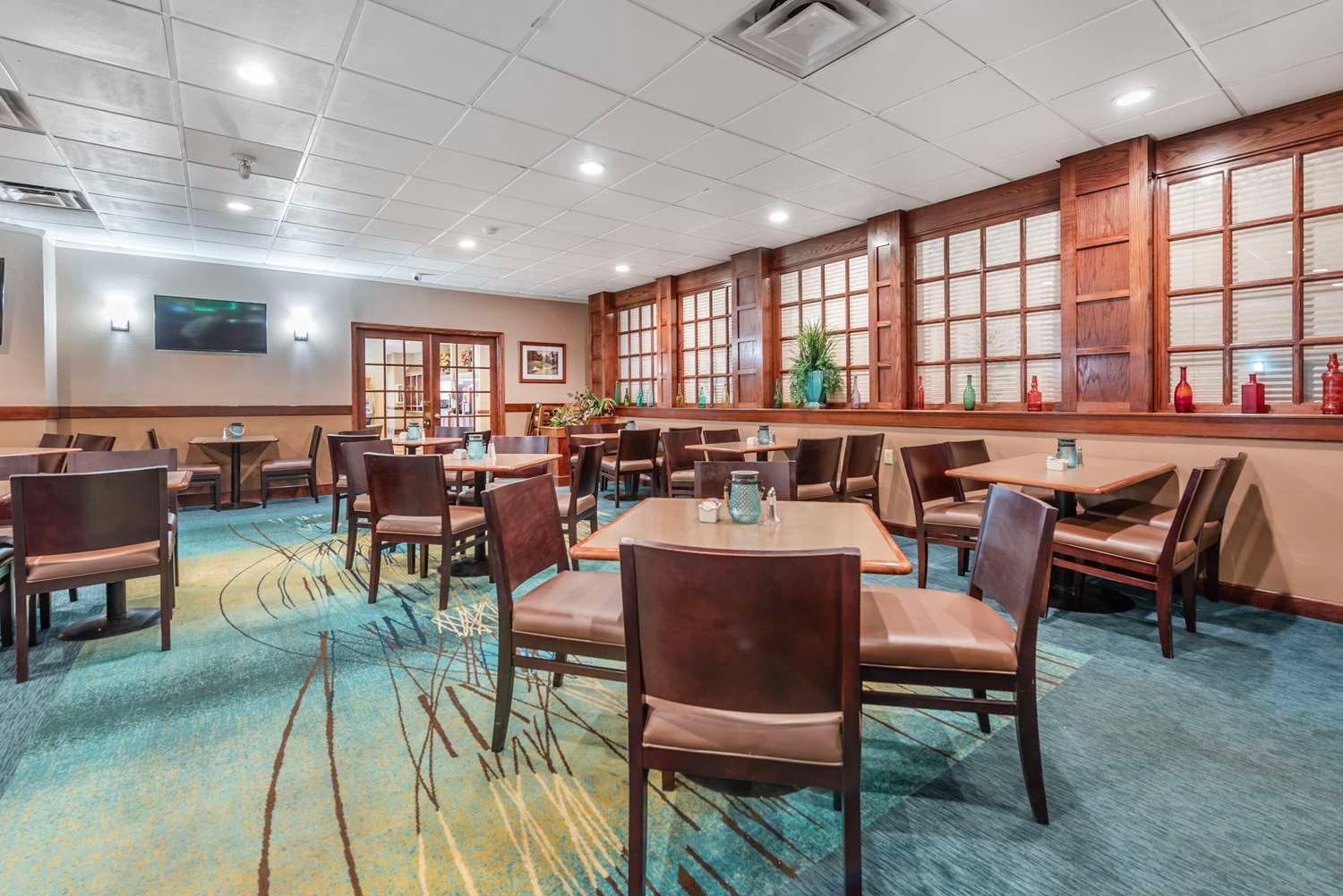 restaurant cafeteria