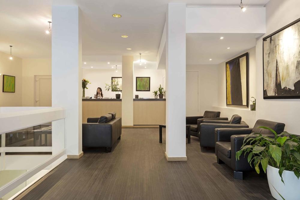 lobby