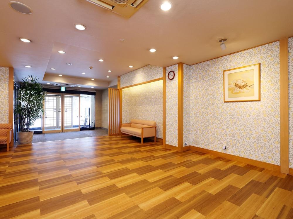 lobby