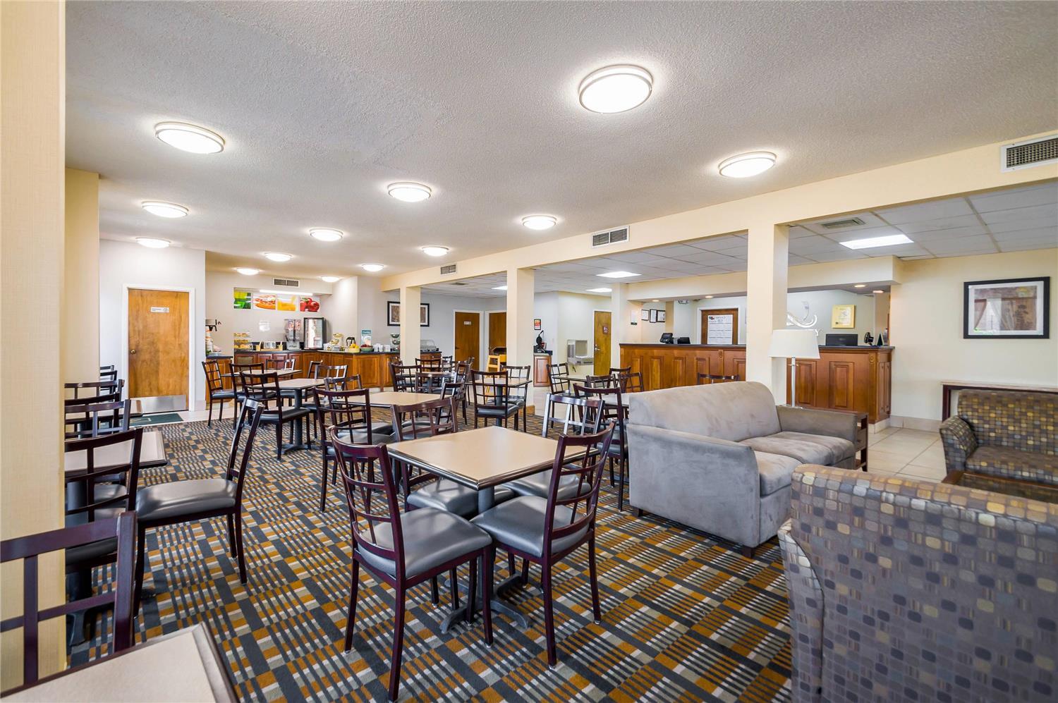 restaurant cafeteria
