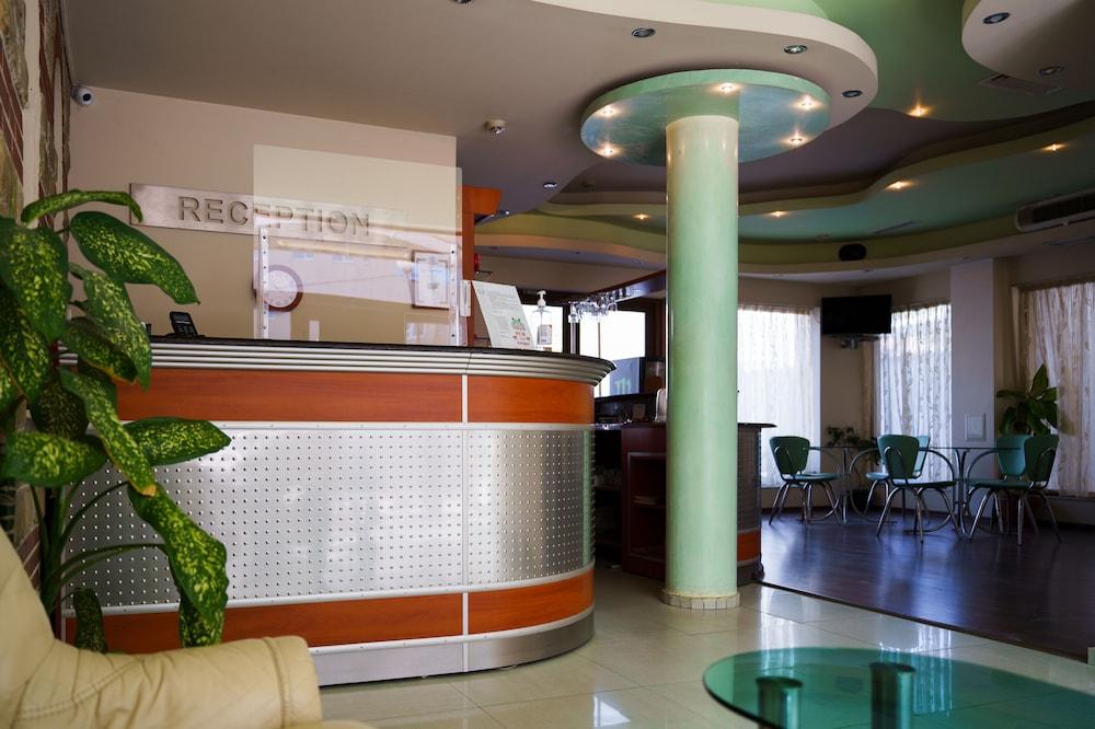 lobby