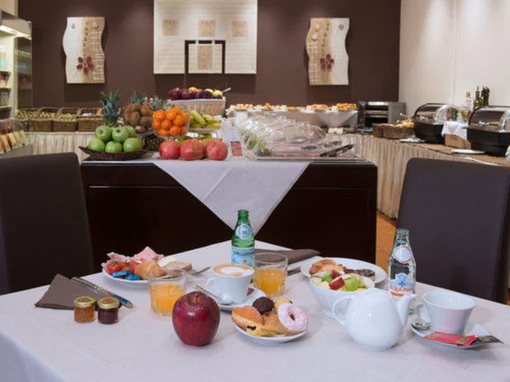 restaurant-cafeteria
