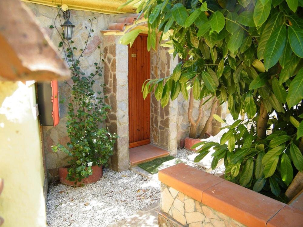surroundings