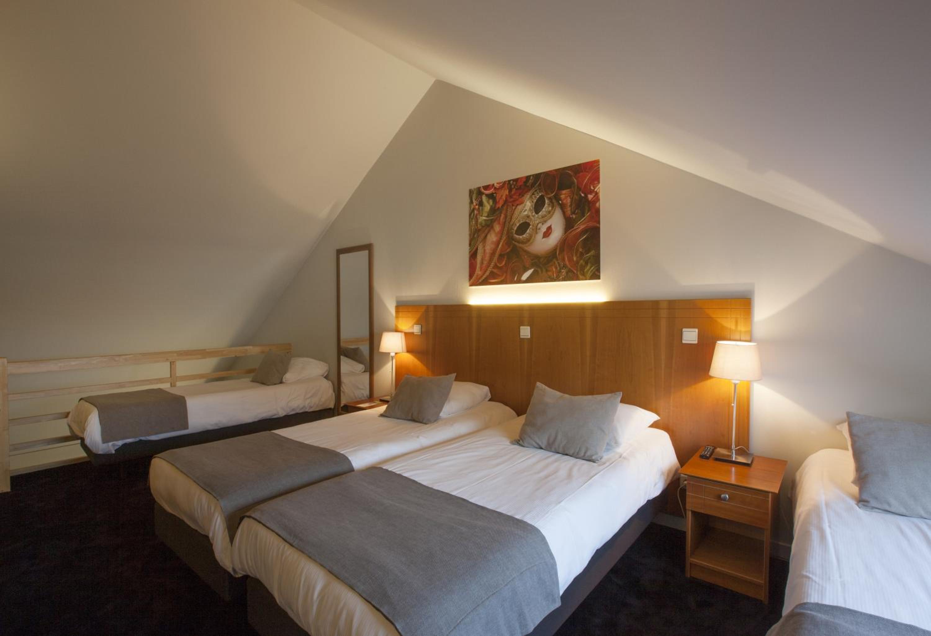 rooms