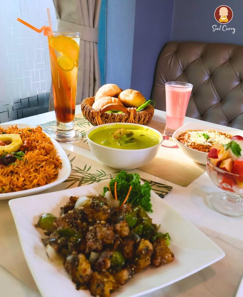 restaurant cafeteria