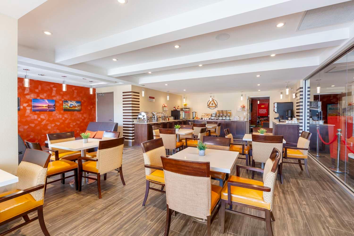 restaurant cafeteria