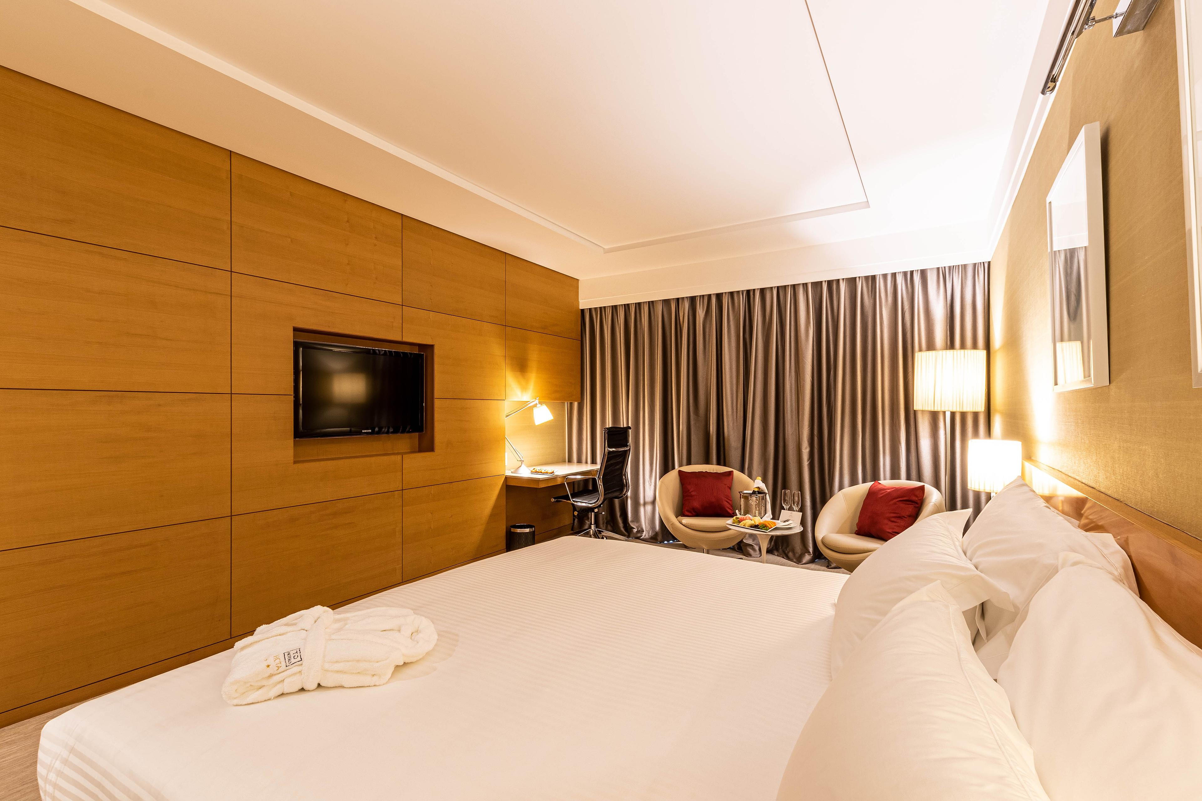 rooms