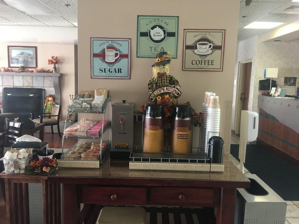 restaurant-cafeteria