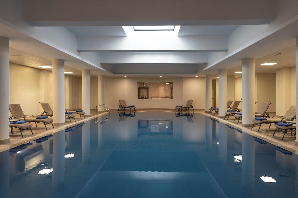 swimming pool spa
