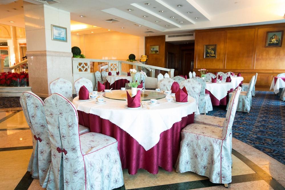 restaurant-cafeteria