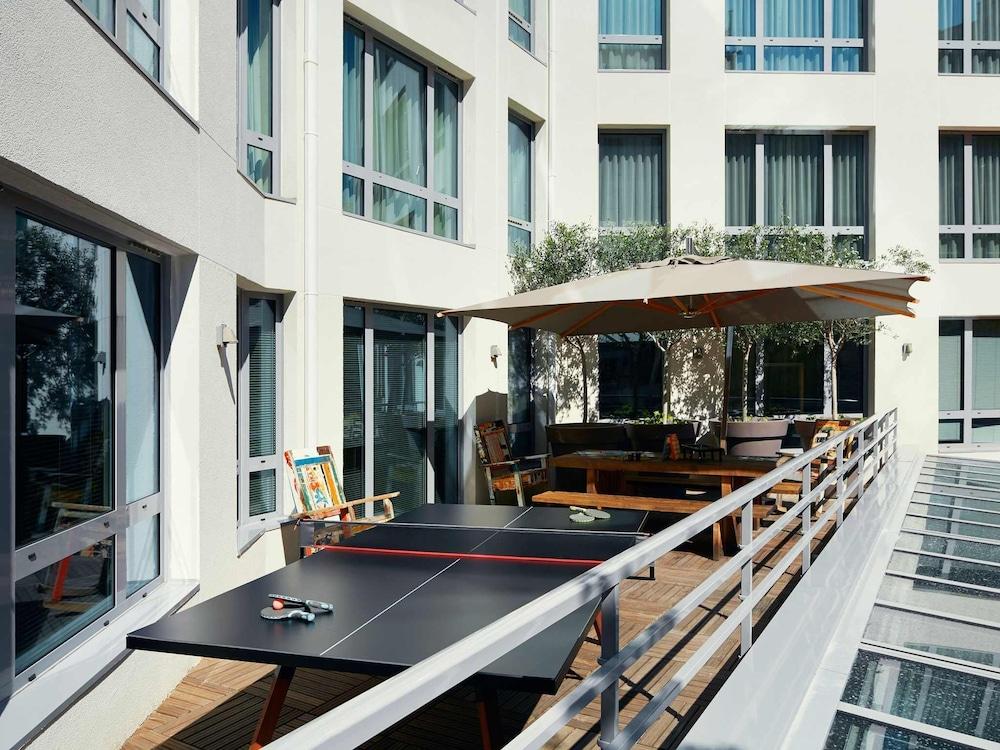 hotel