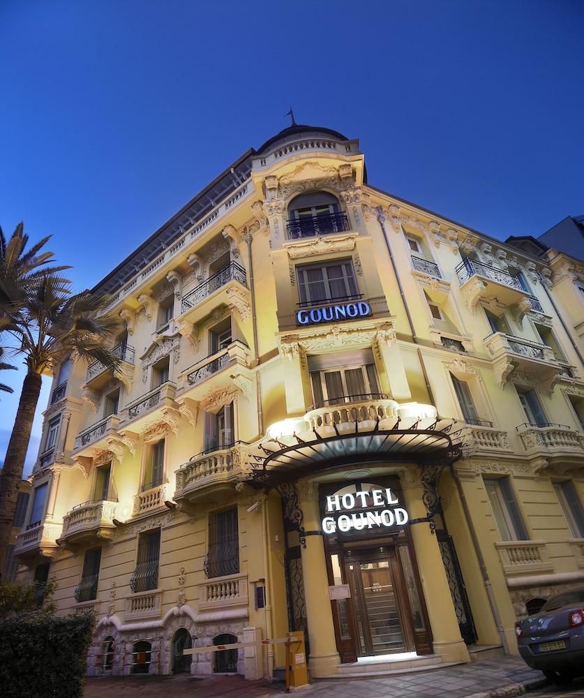 hotel