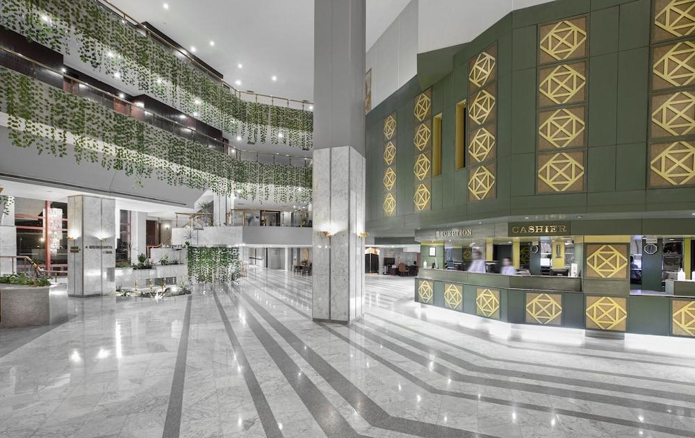 lobby