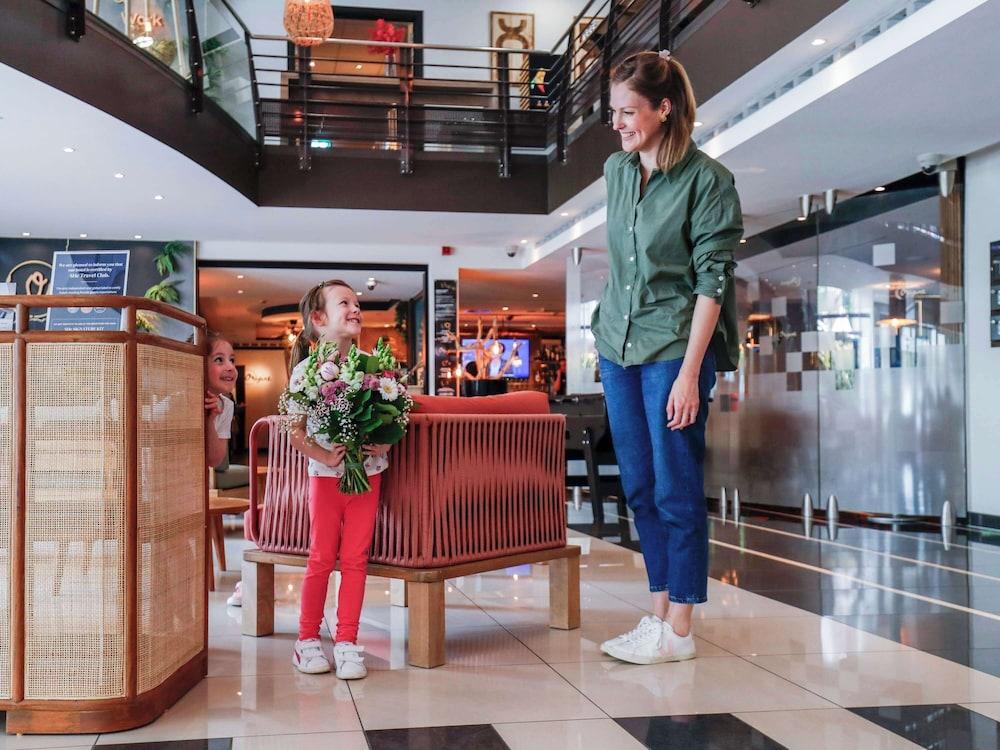 lobby