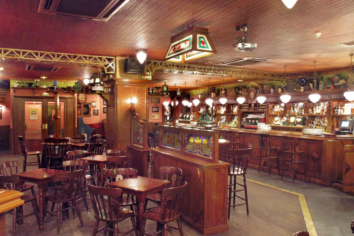 restaurant cafeteria