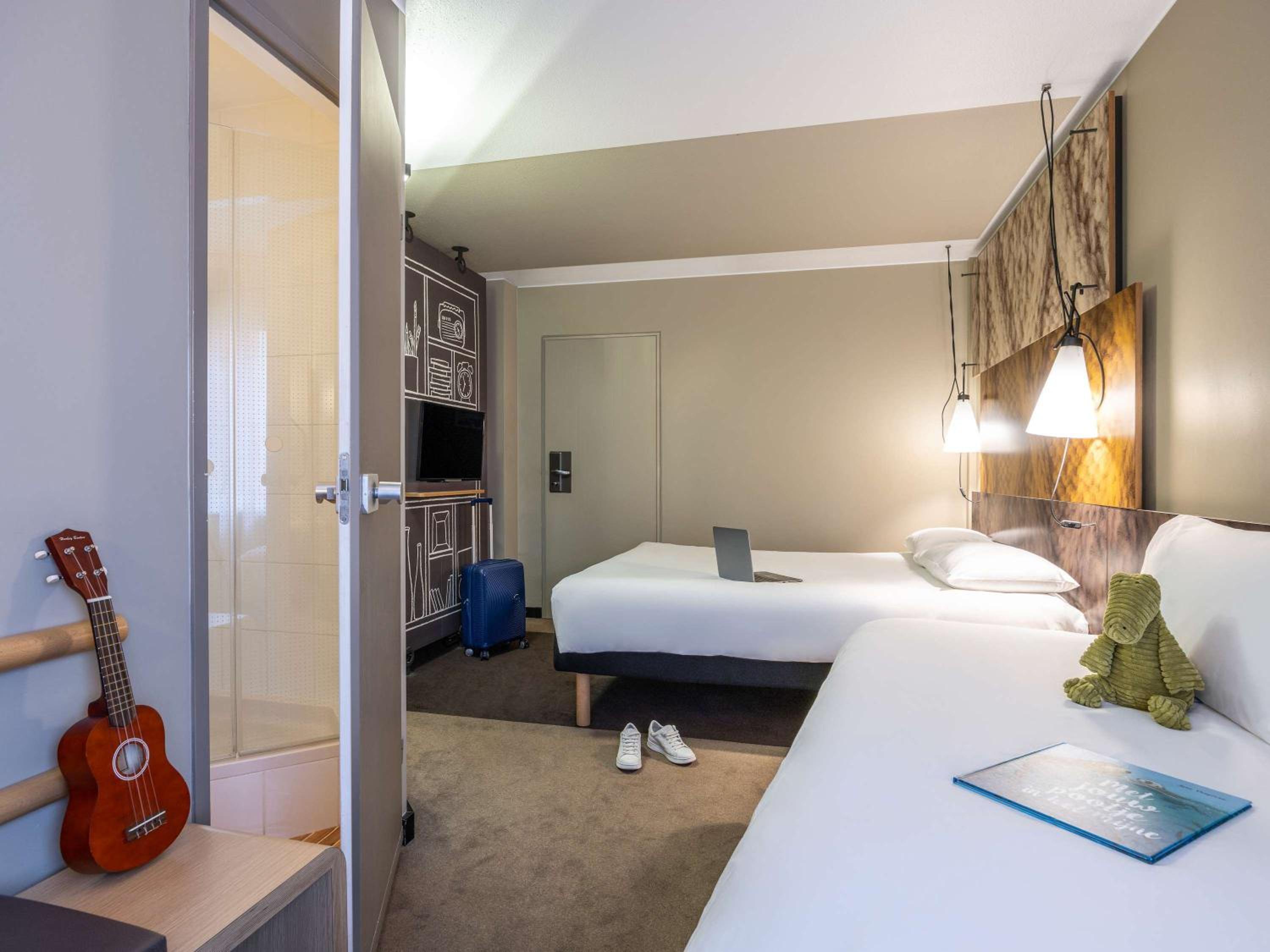 rooms