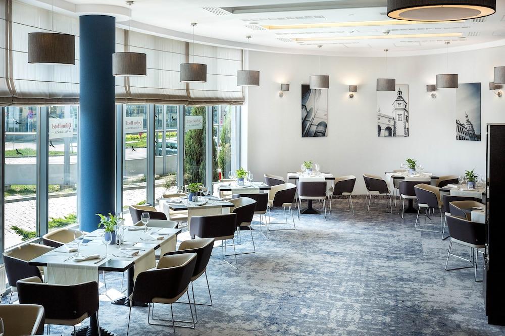restaurant-cafeteria