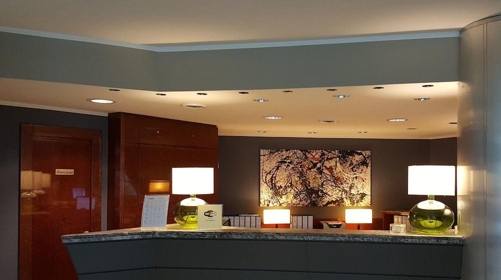 lobby