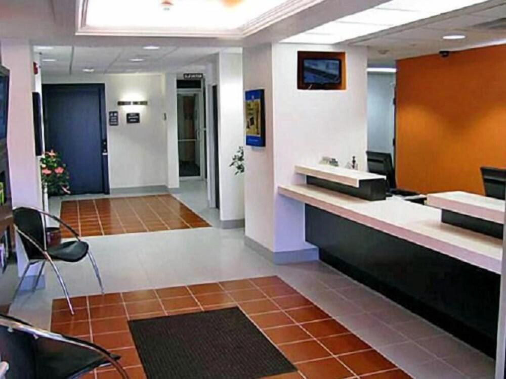 lobby