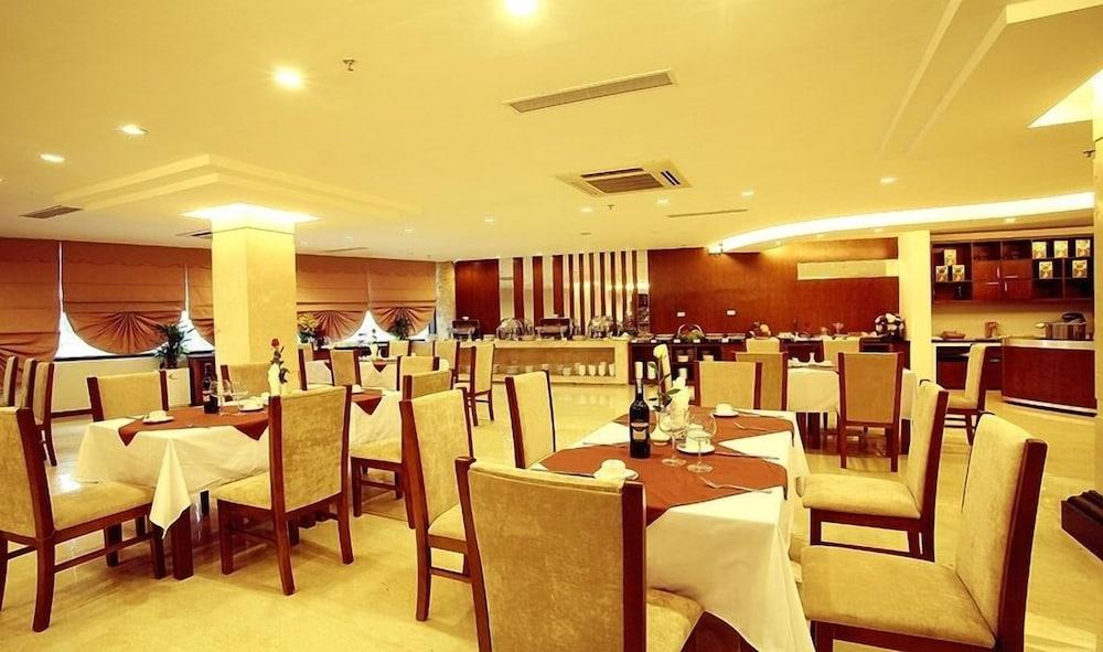 restaurant-cafeteria