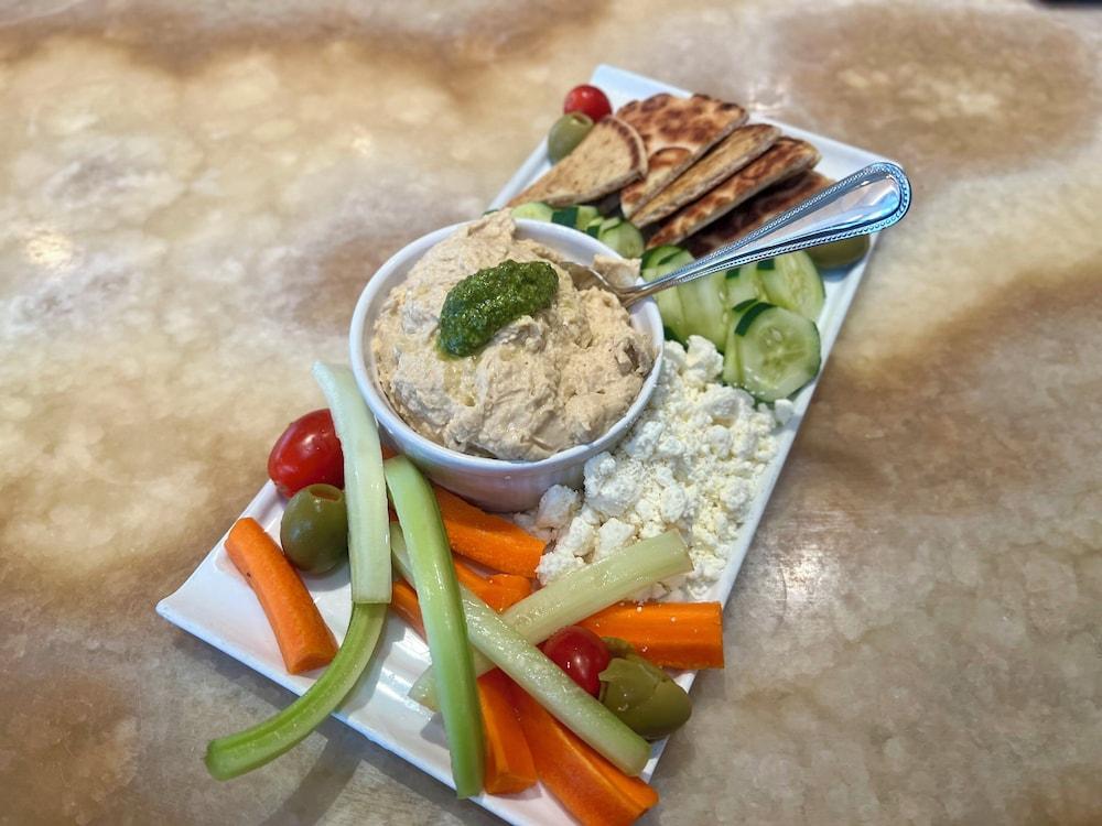 restaurant cafeteria