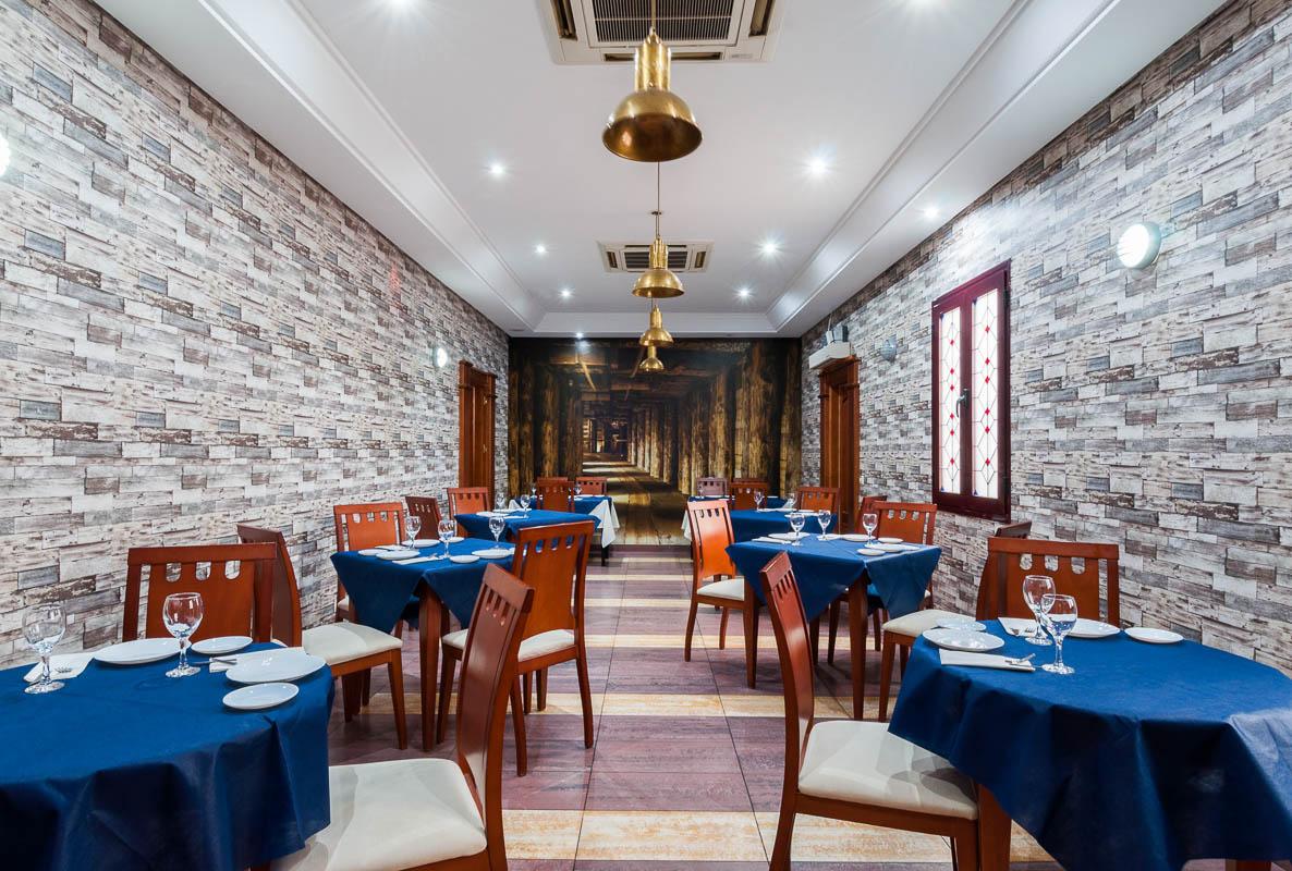 restaurant cafeteria