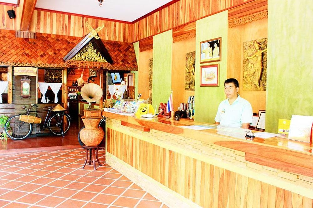 lobby