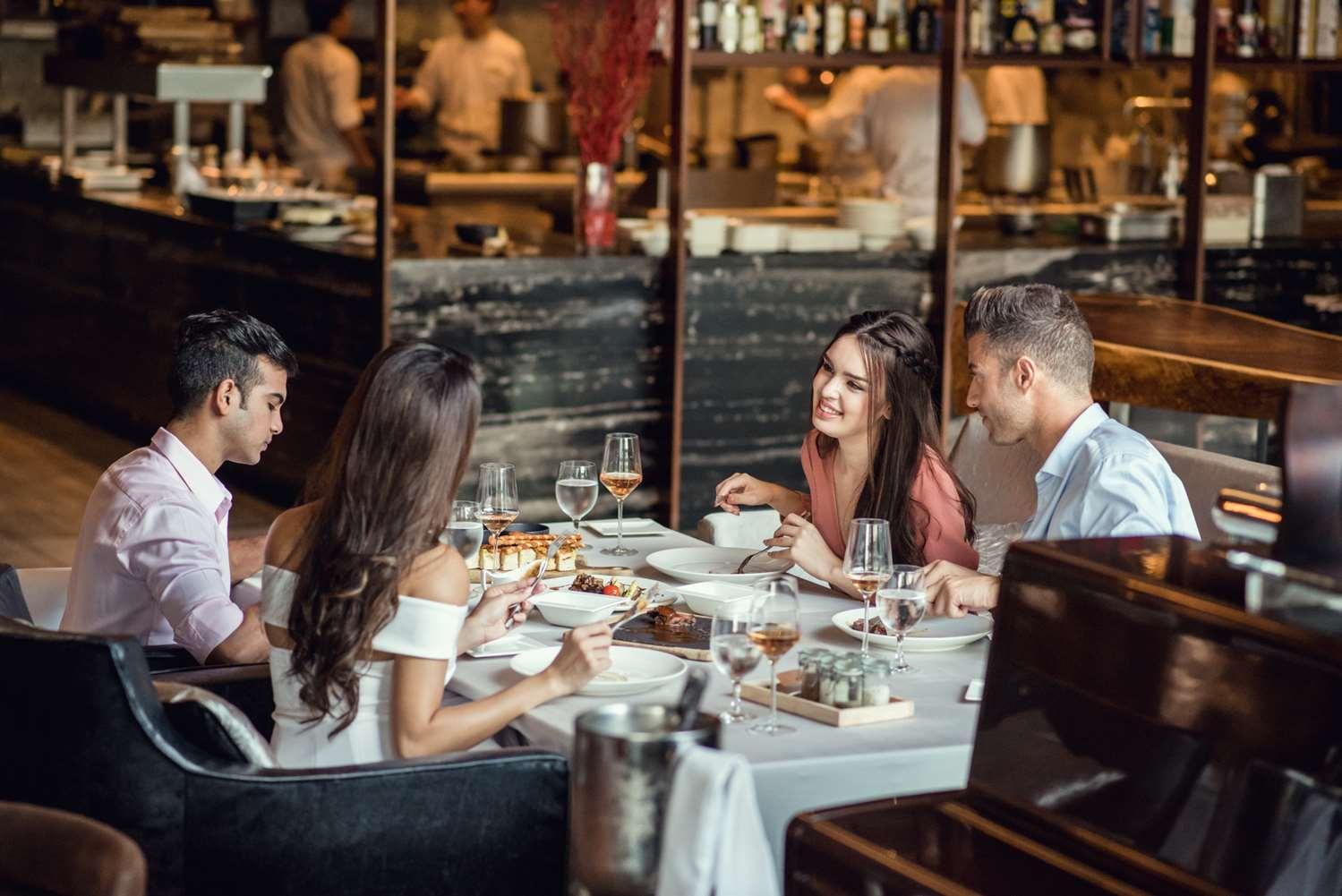 restaurant cafeteria