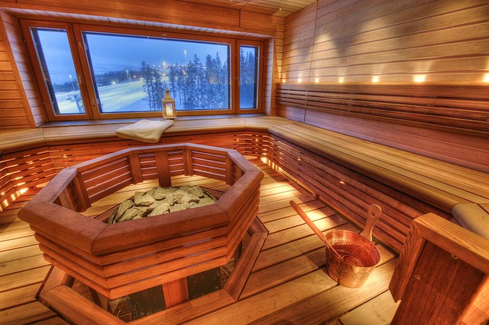 swimming pool spa