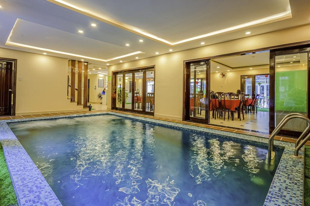 swimming pool spa