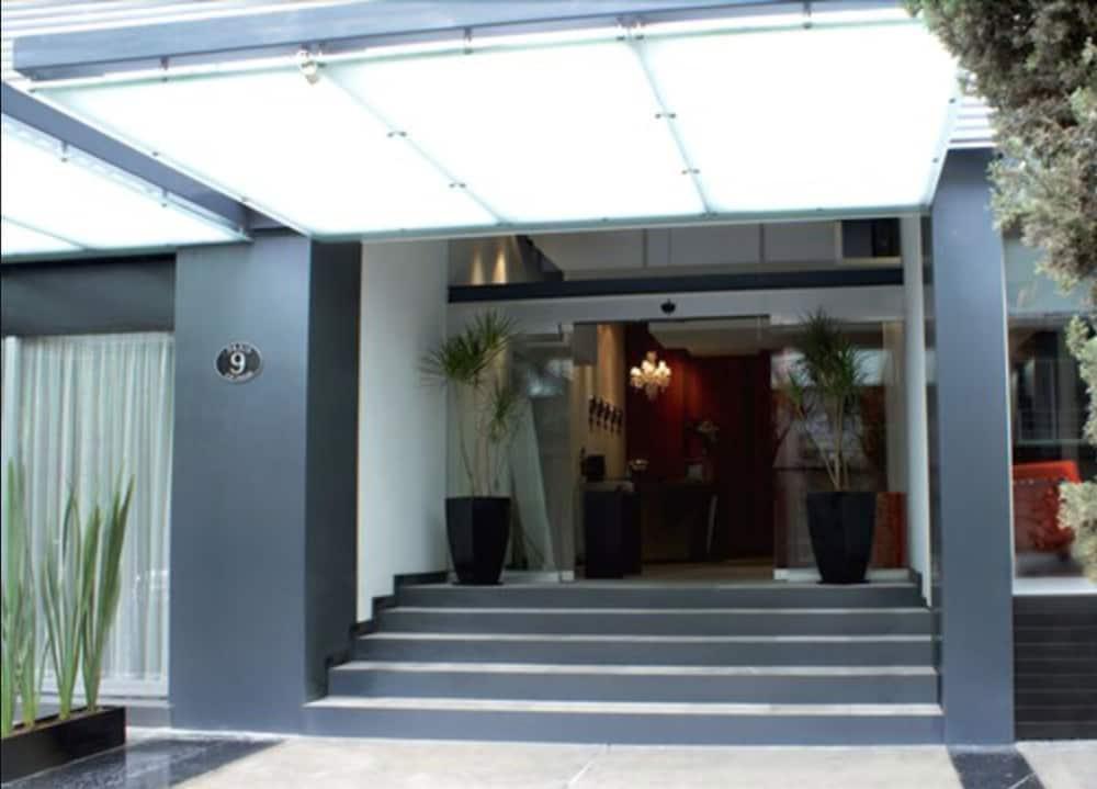 hotel