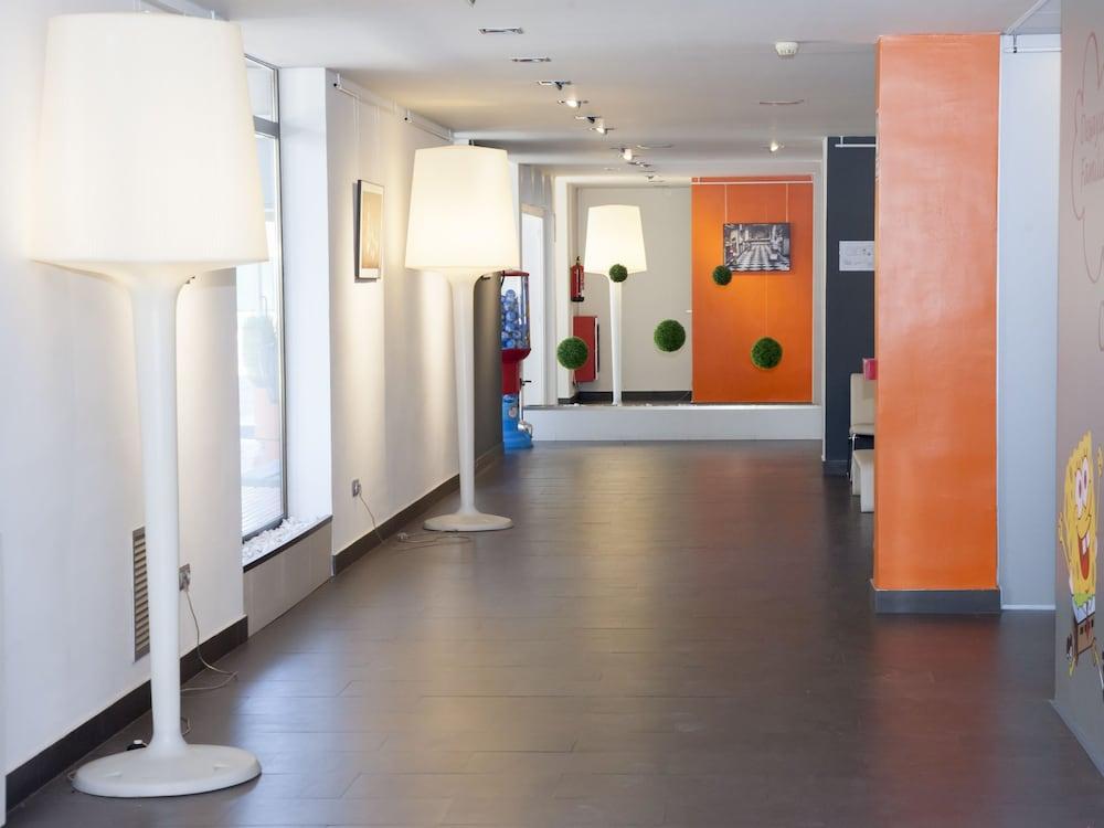 lobby