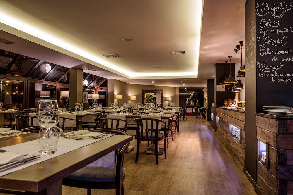 restaurant-cafeteria