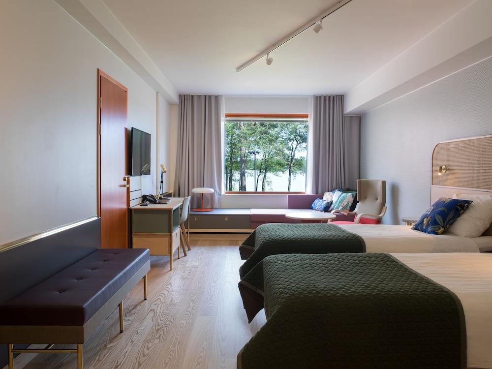 rooms