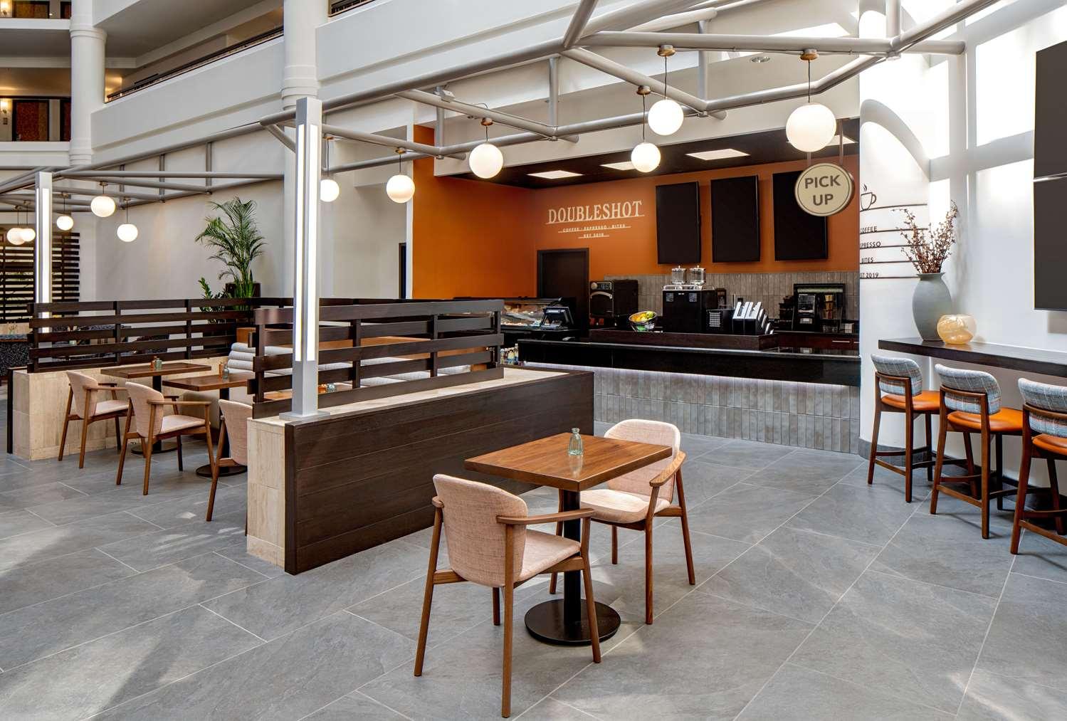 restaurant cafeteria