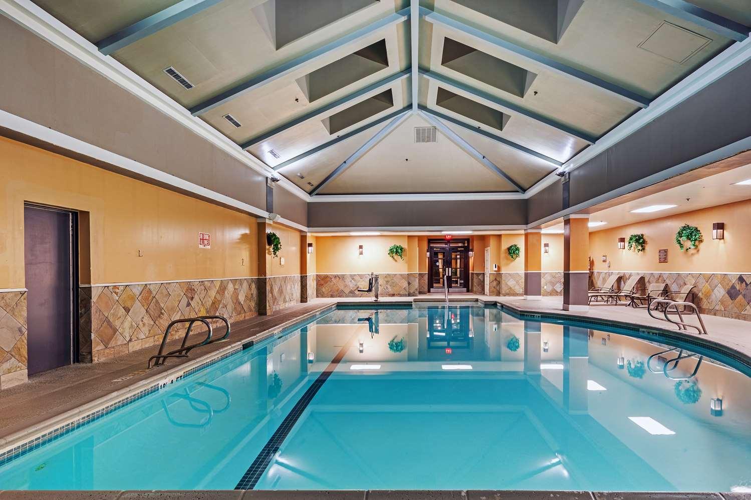 swimming pool spa