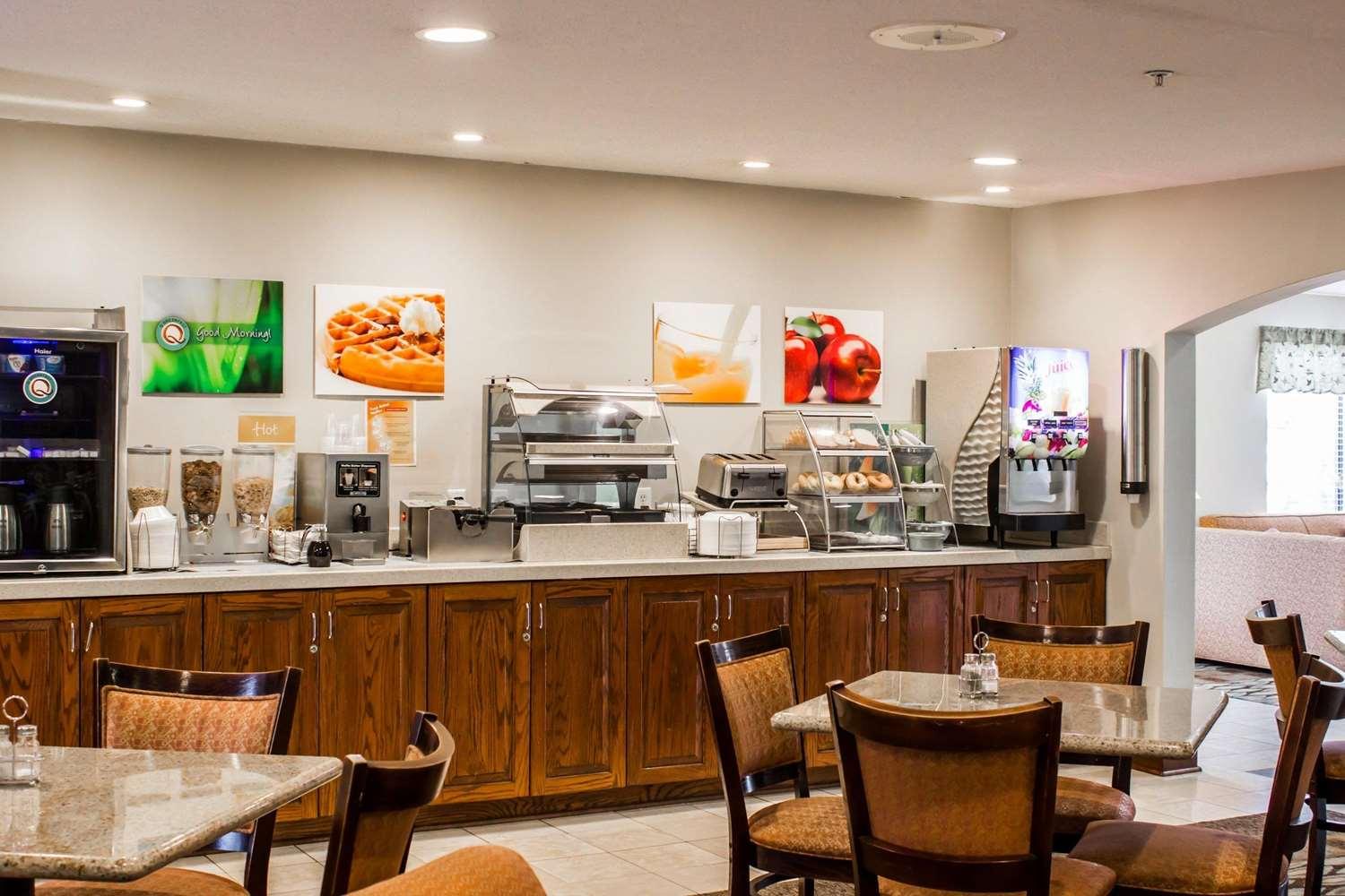 restaurant cafeteria
