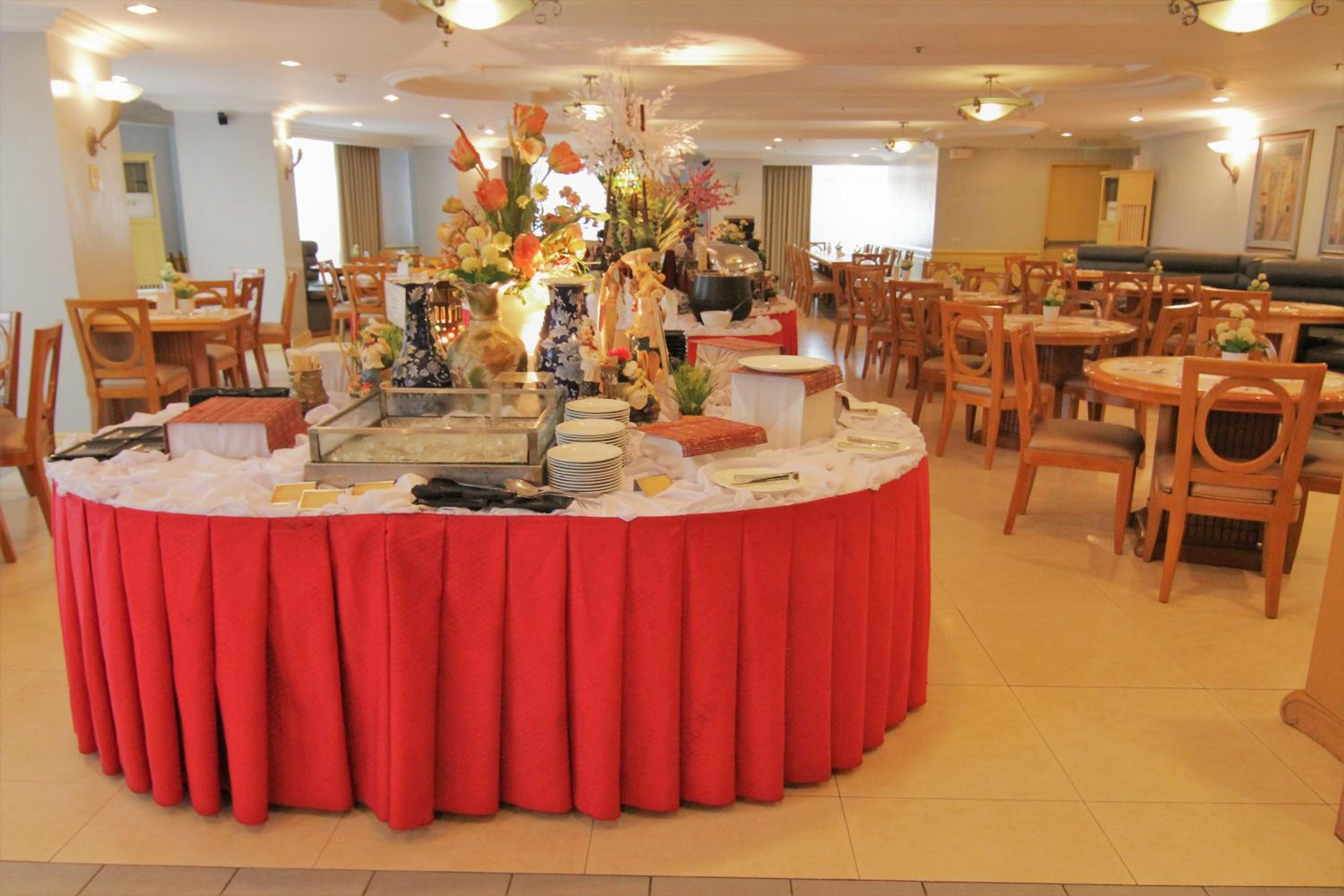 restaurant cafeteria
