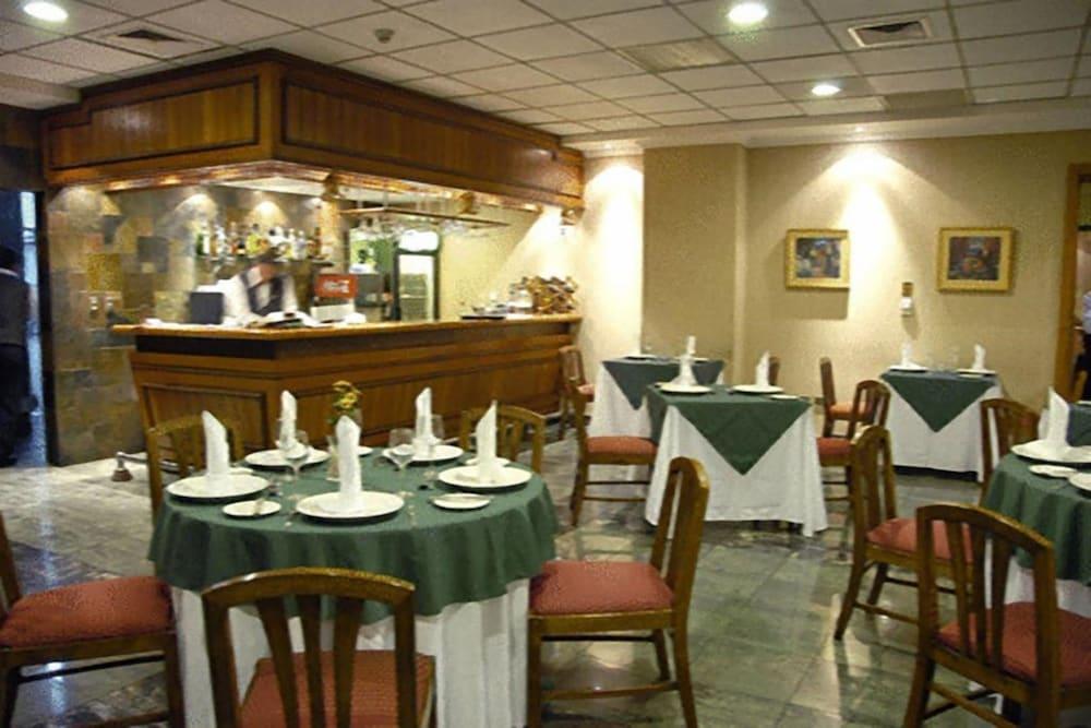 restaurant-cafeteria