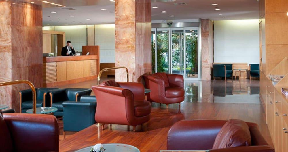 lobby