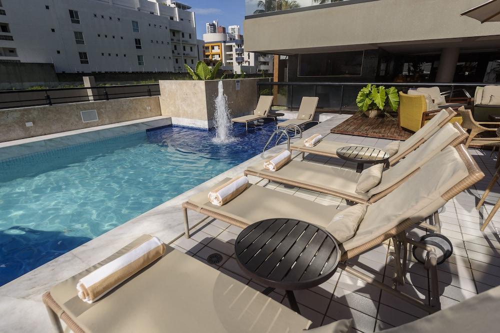 swimming pool spa