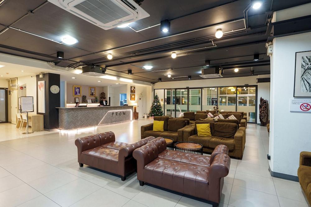 lounge