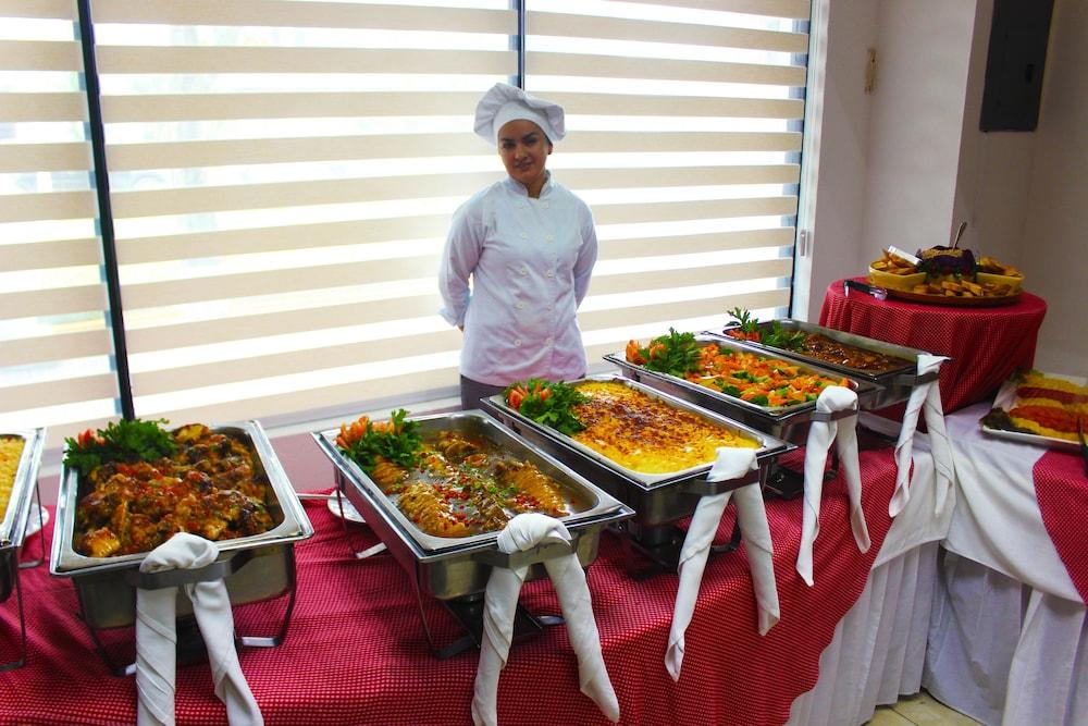 restaurant cafeteria