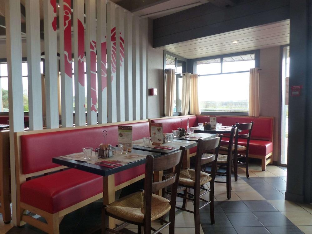 restaurant-cafeteria