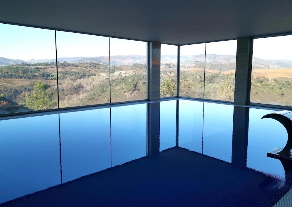 swimming pool spa