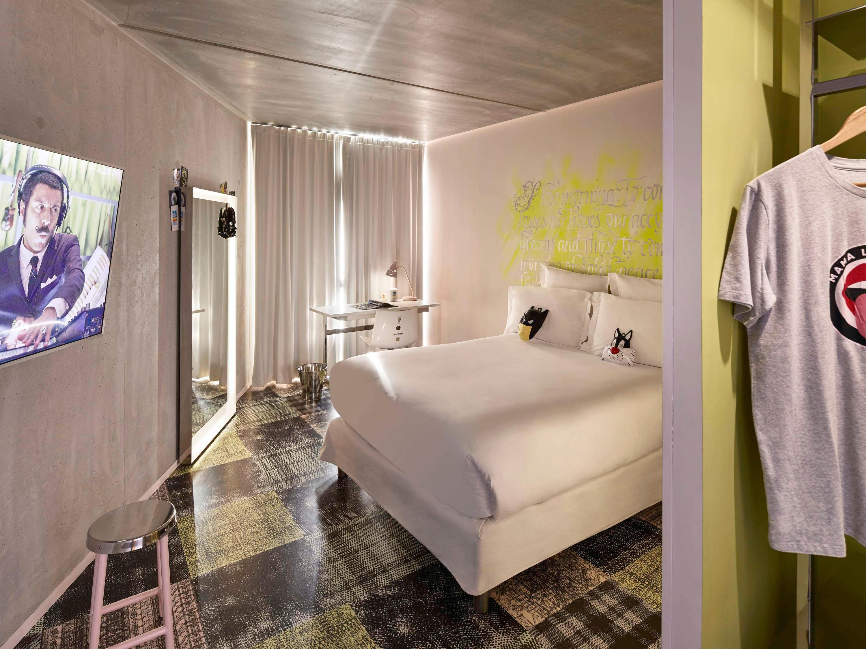 rooms